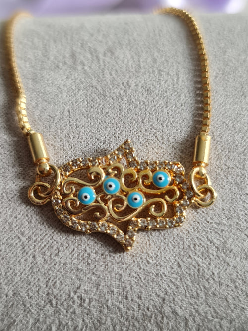 Hamsa bracelet with blue Fatima eye
