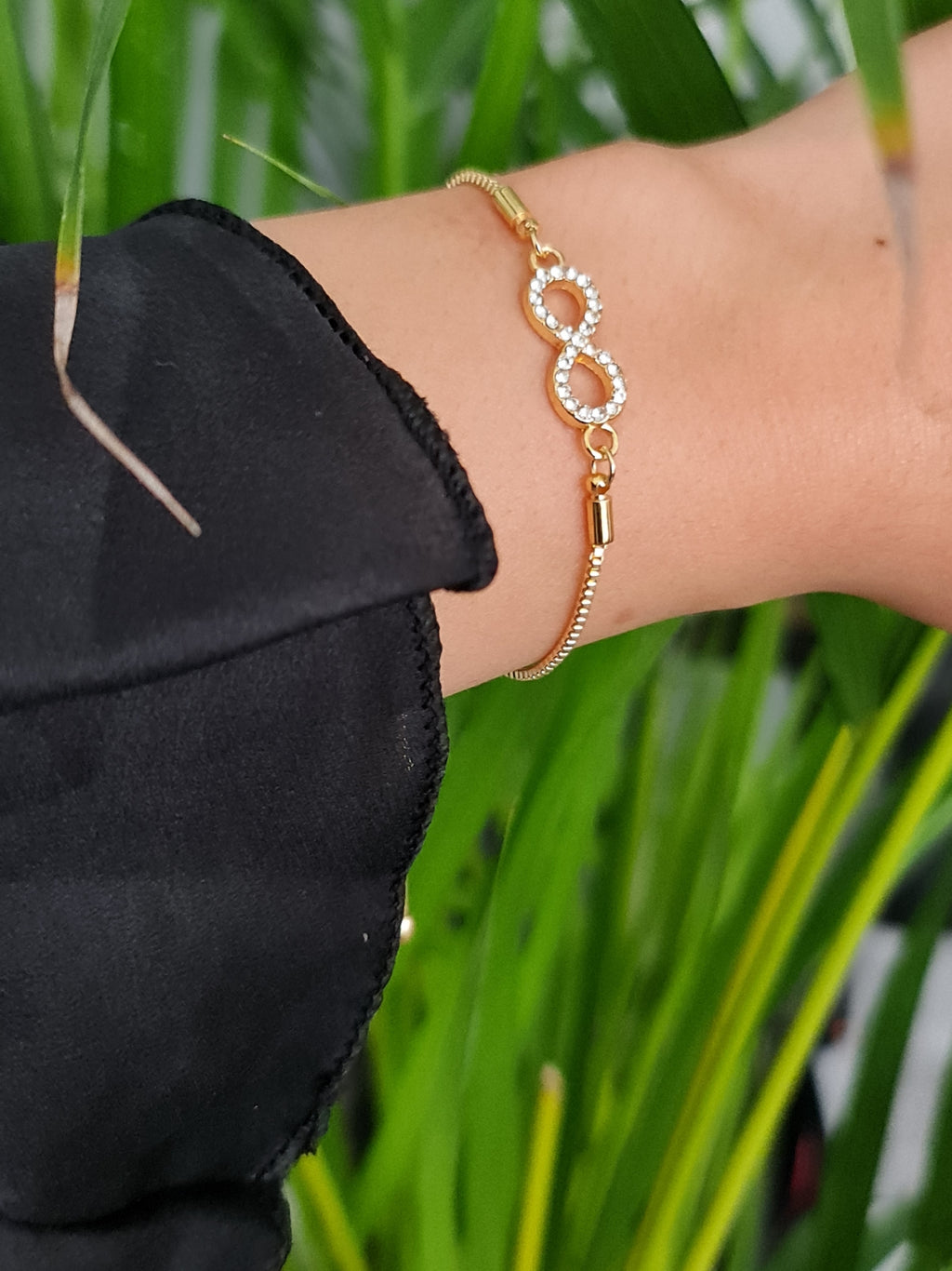 Infinity adjustable bracelet