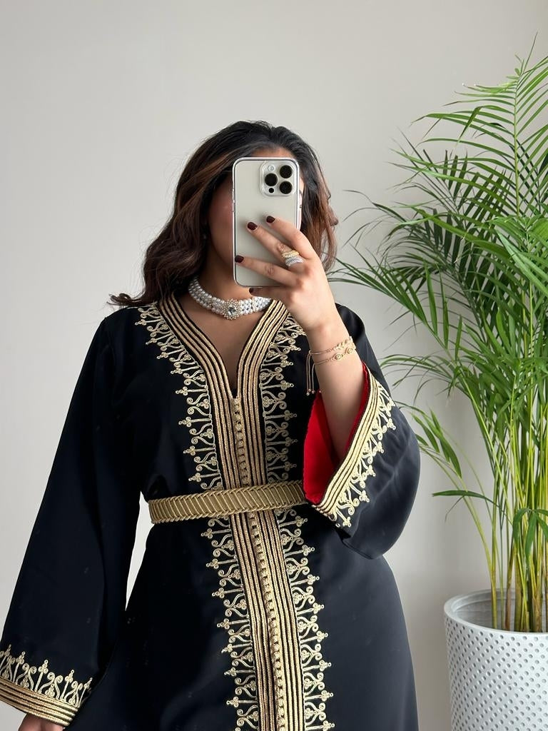 Kaftan Fes in Black with Gold Embroidery