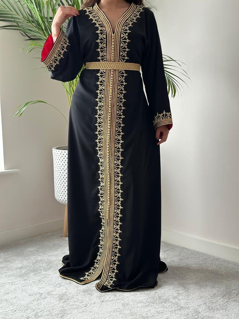 Kaftan Fes in Black with Gold Embroidery