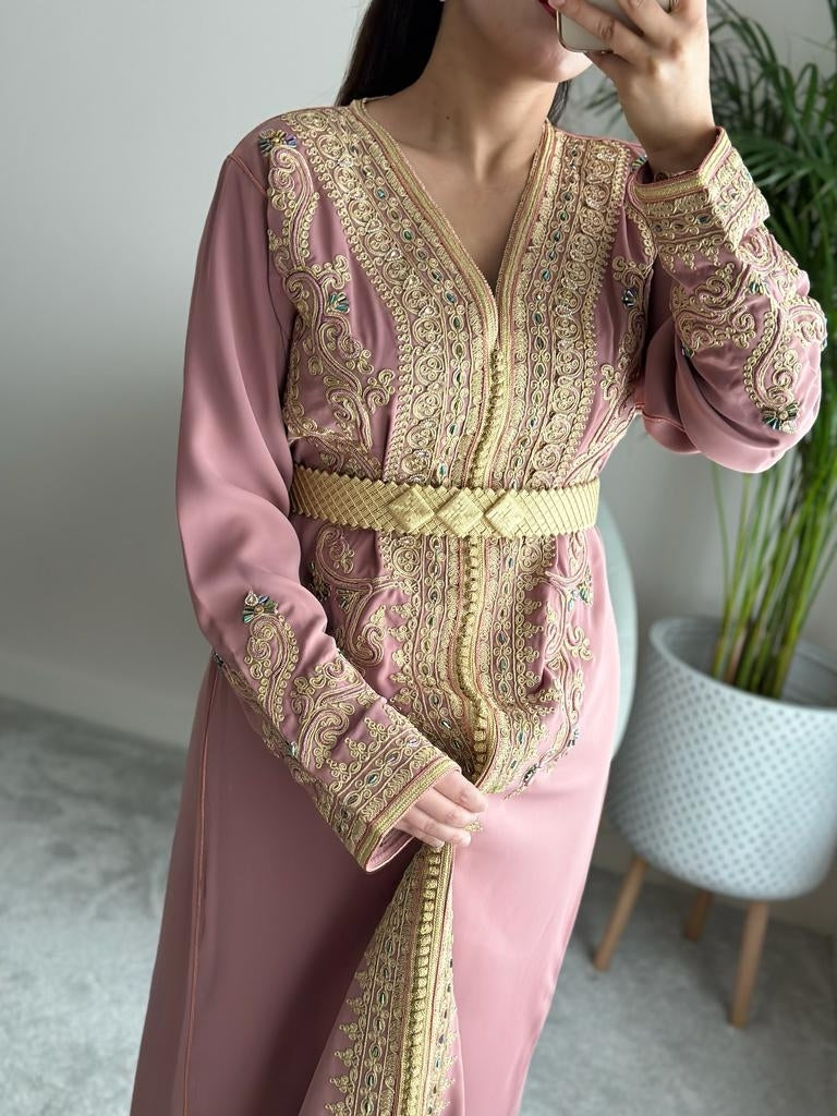 Kaftan Nakhwa in Rose Nude with gold belt and colourful embellishment