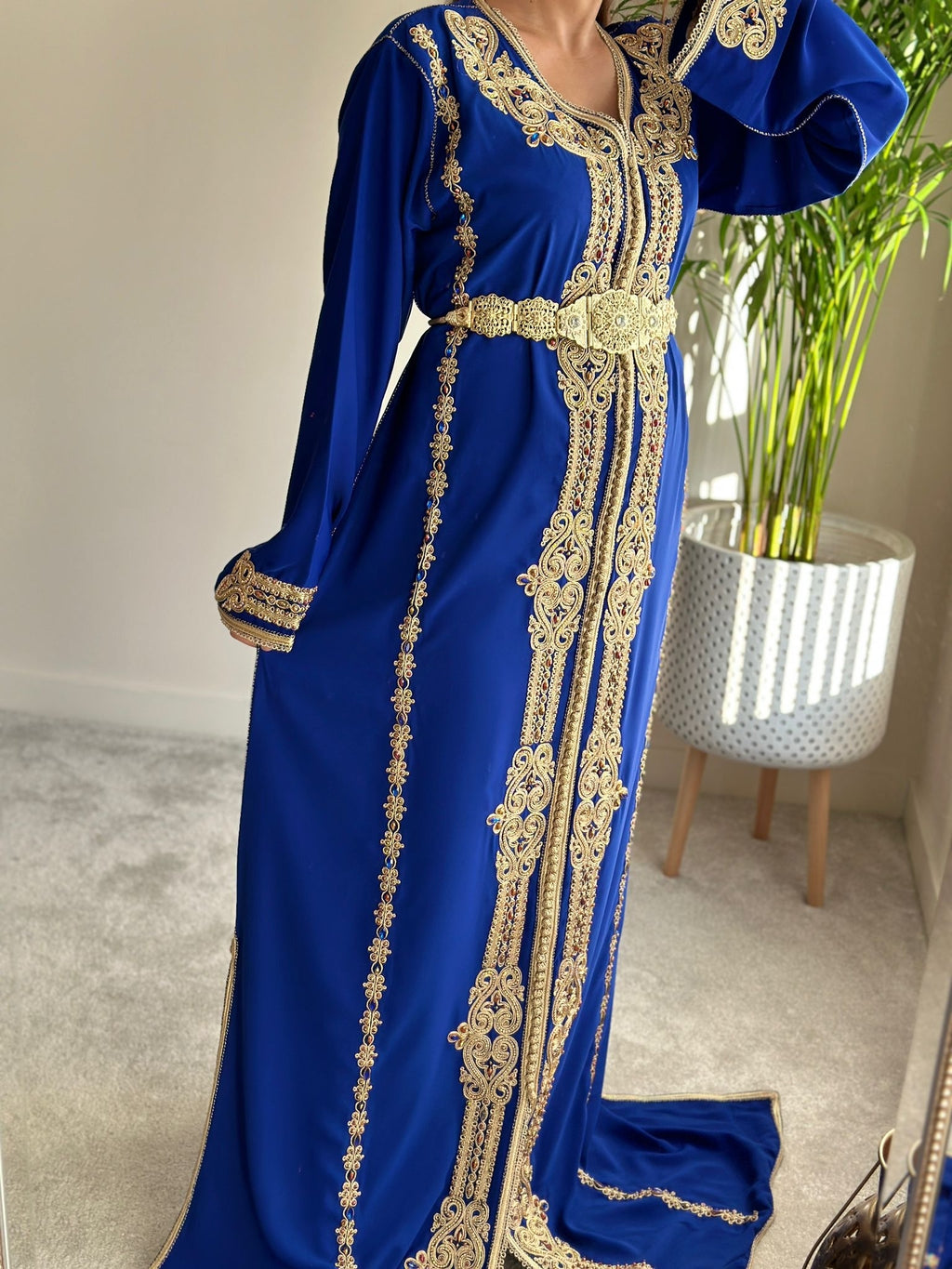 Kaftan Royal in Blue with Gold embroidery colourful rhinestones