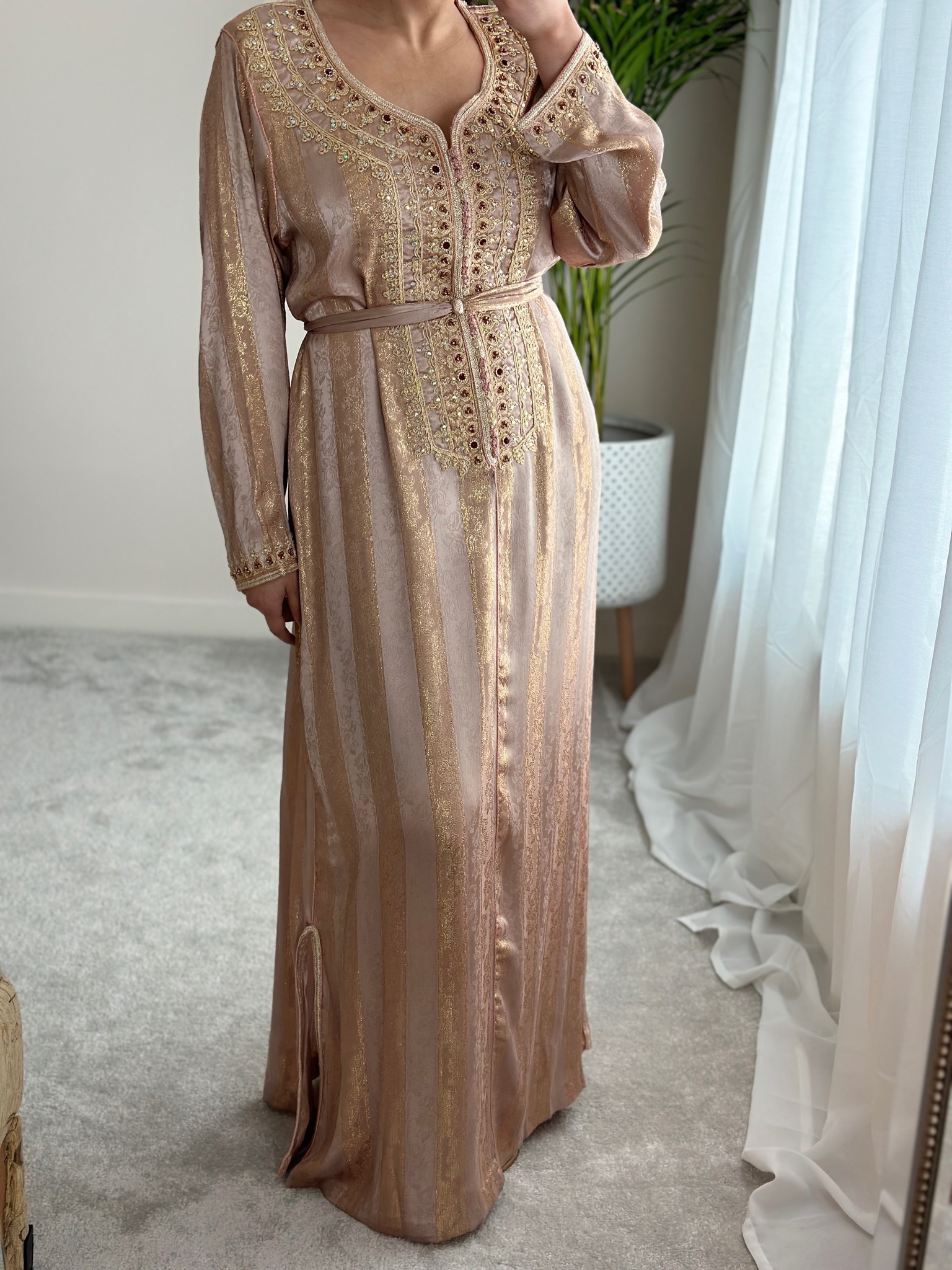 Kaftan Ramadan In Rose Gold Jawhara Fabric With Matching Belt
