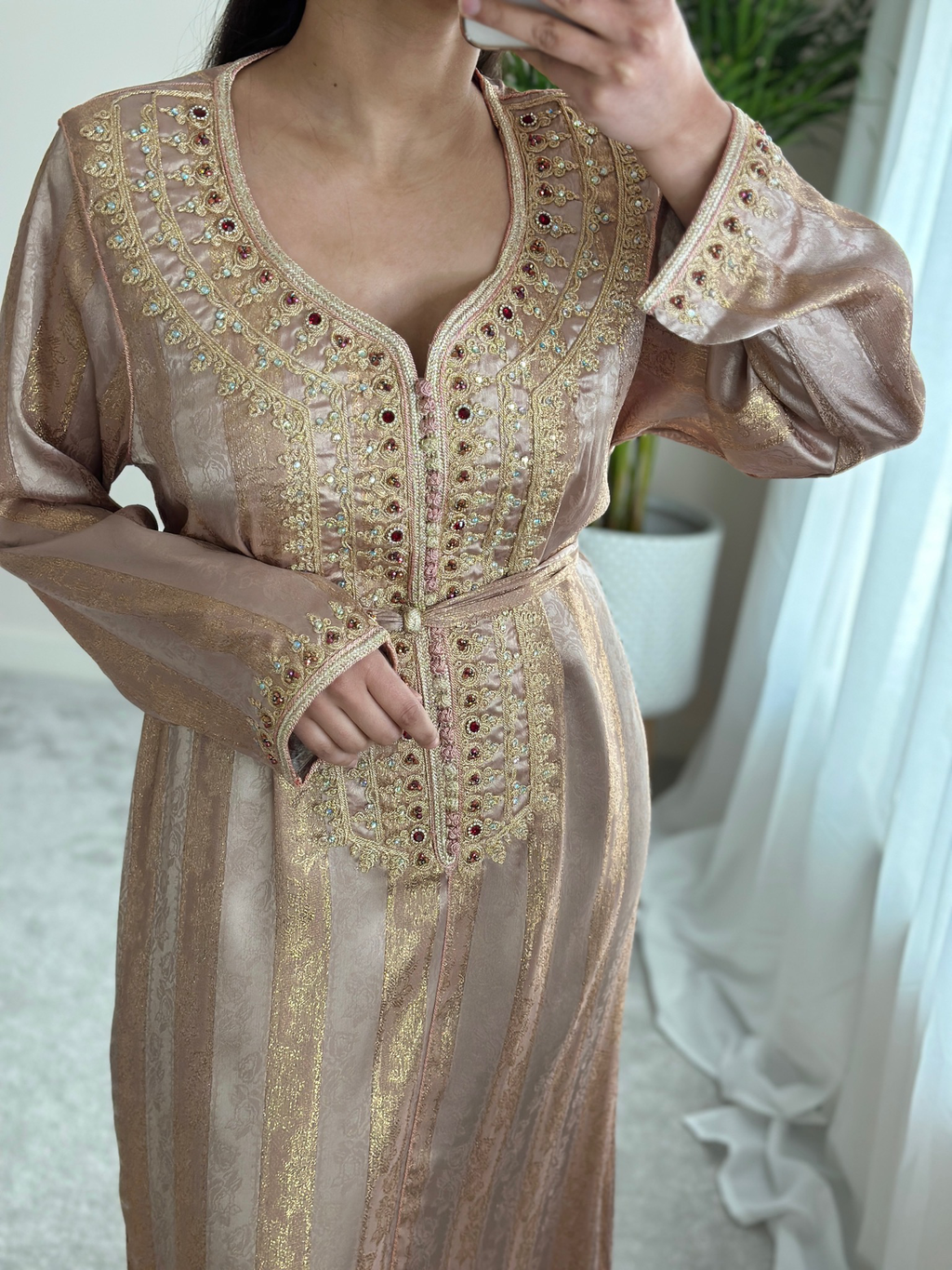 Kaftan Ramadan In Rose Gold Jawhara Fabric With Matching Belt