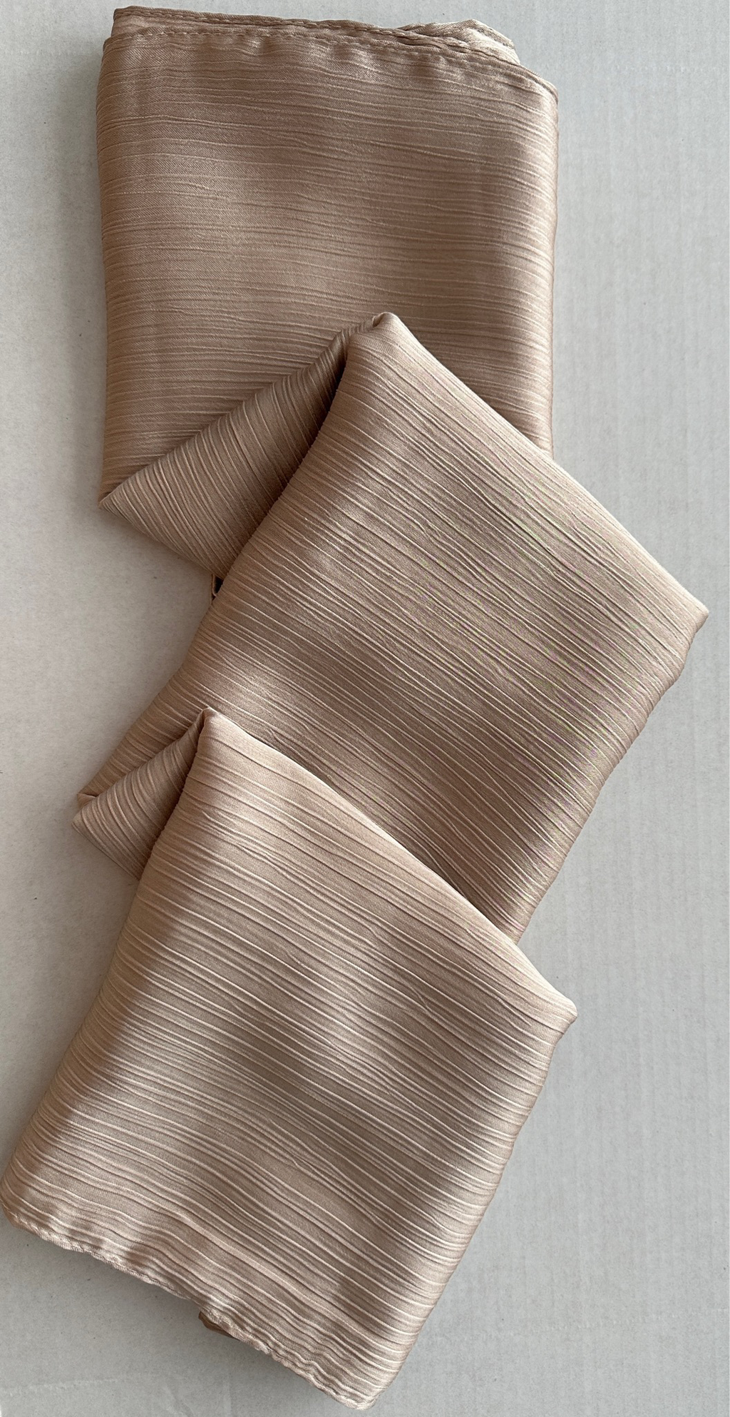 Satin Muna scarf