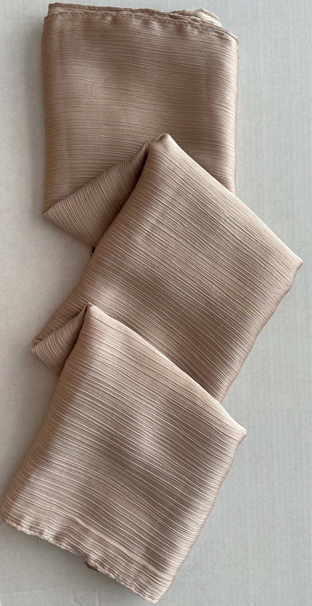 Satin Muna scarf