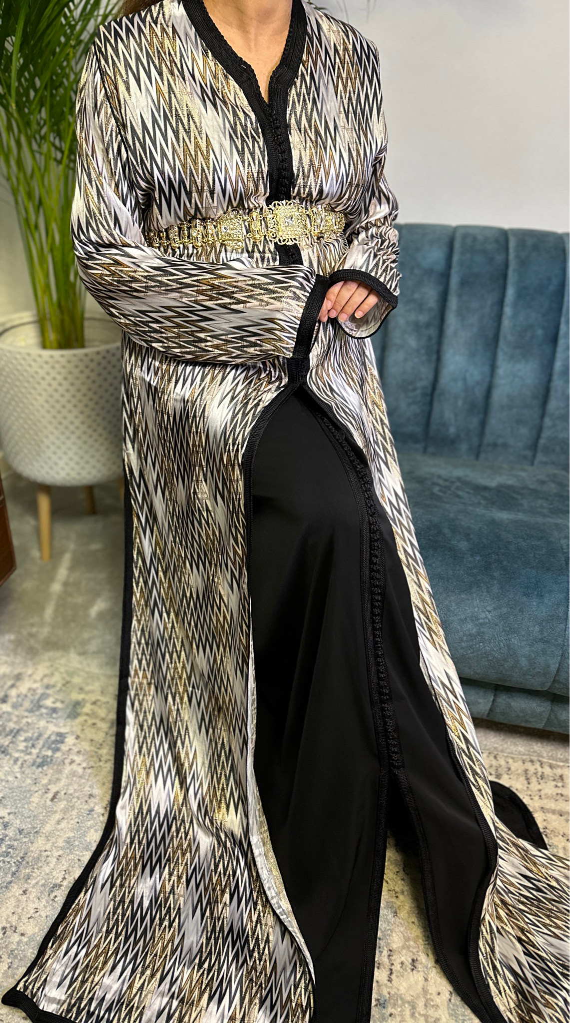 Takchita Jawhara In Black