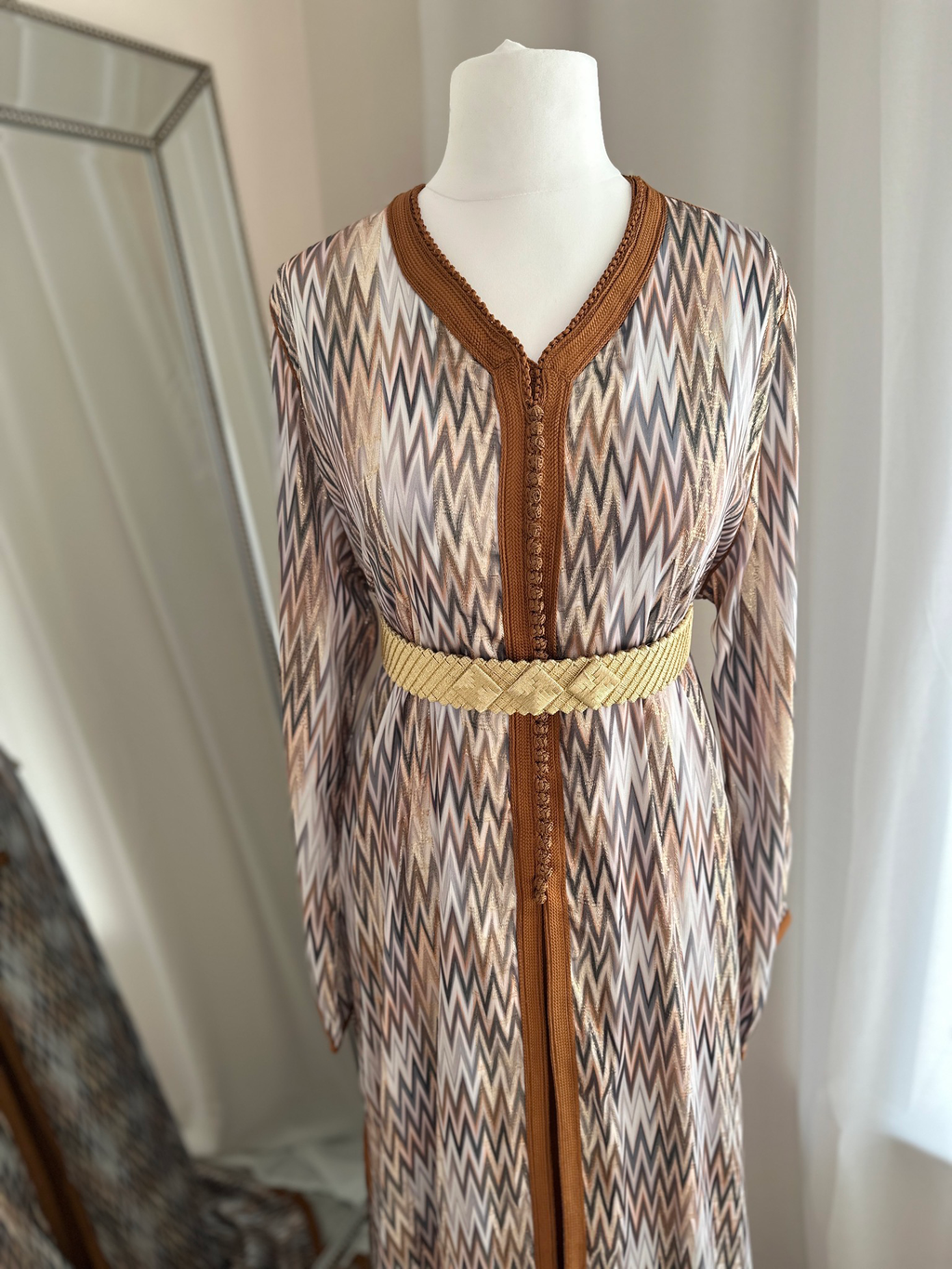 Takchita Jawhara In Brown