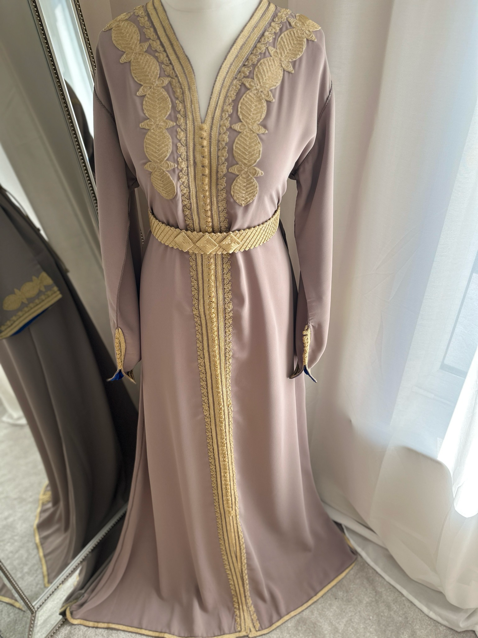 Kaftan Asmae In Nude