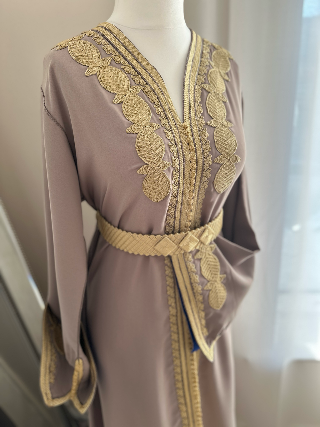Kaftan Asmae In Nude