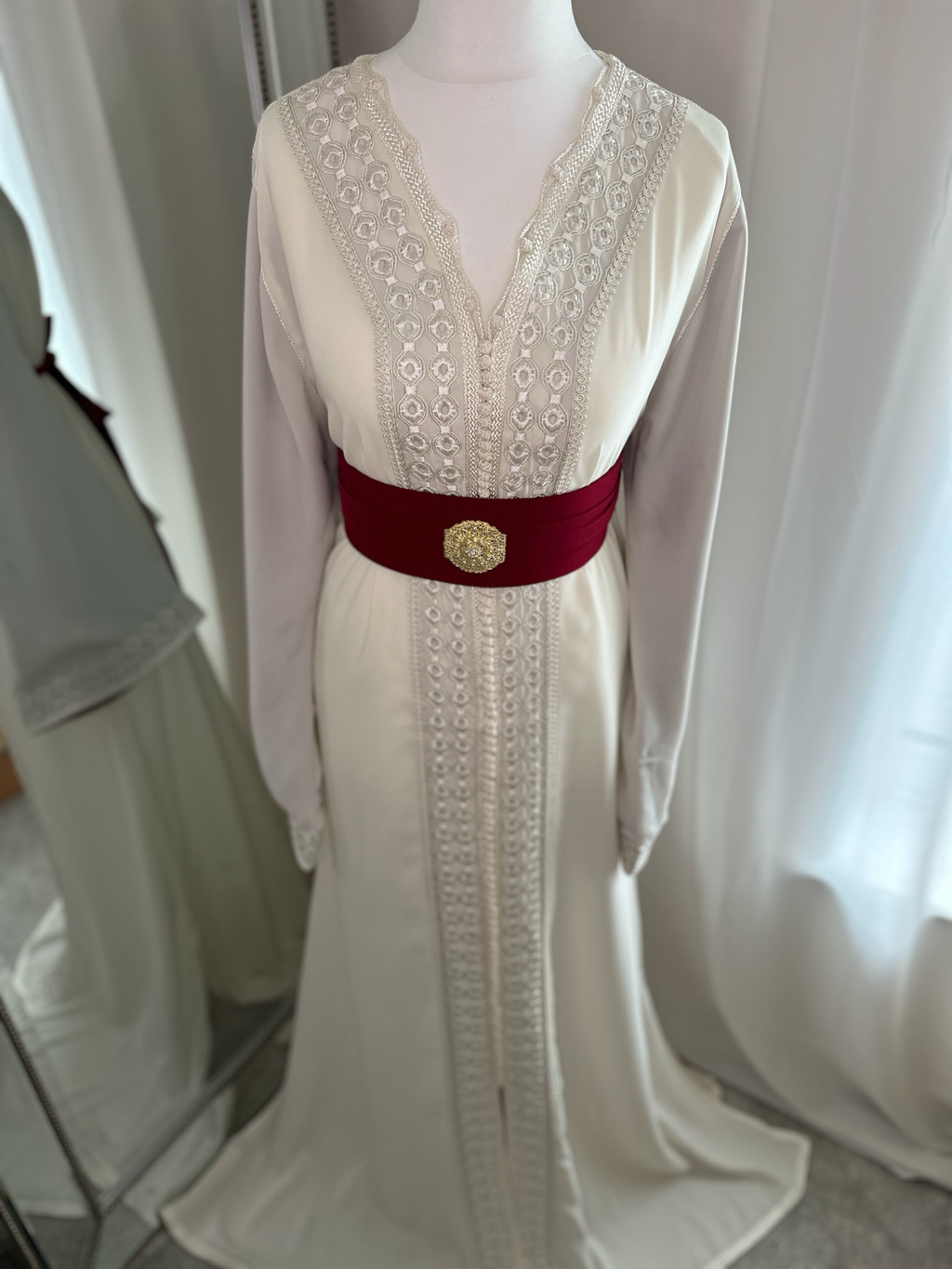 Kaftan Amirah With Red Belt