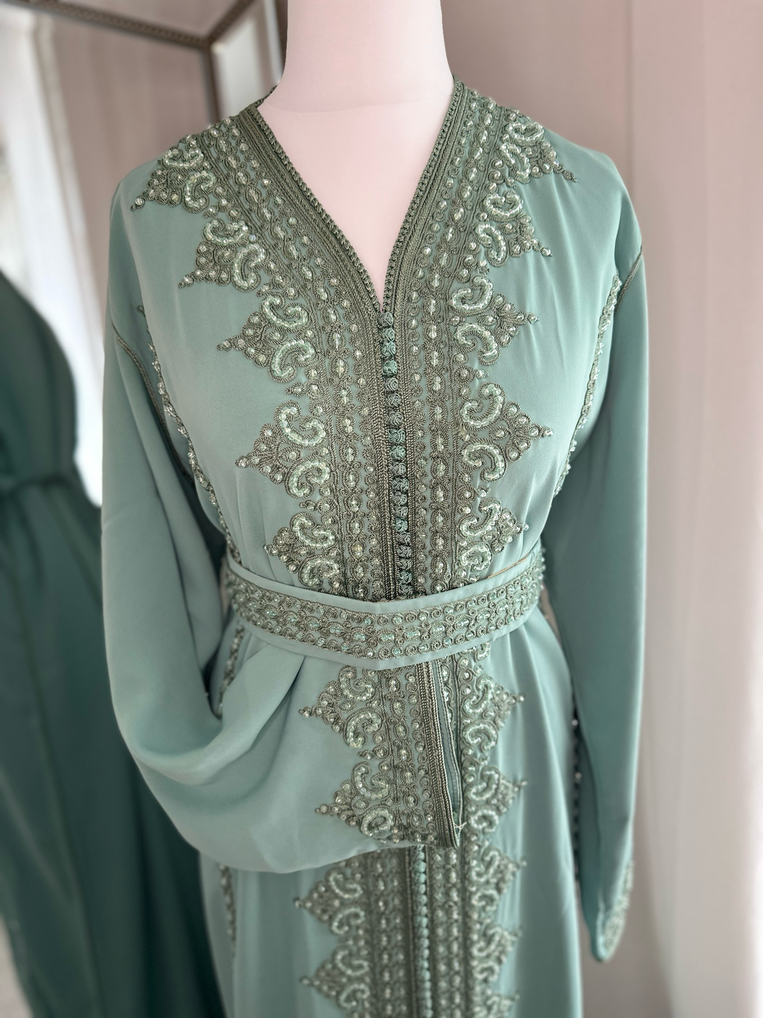 Kaftan Lara In Light Sage Green